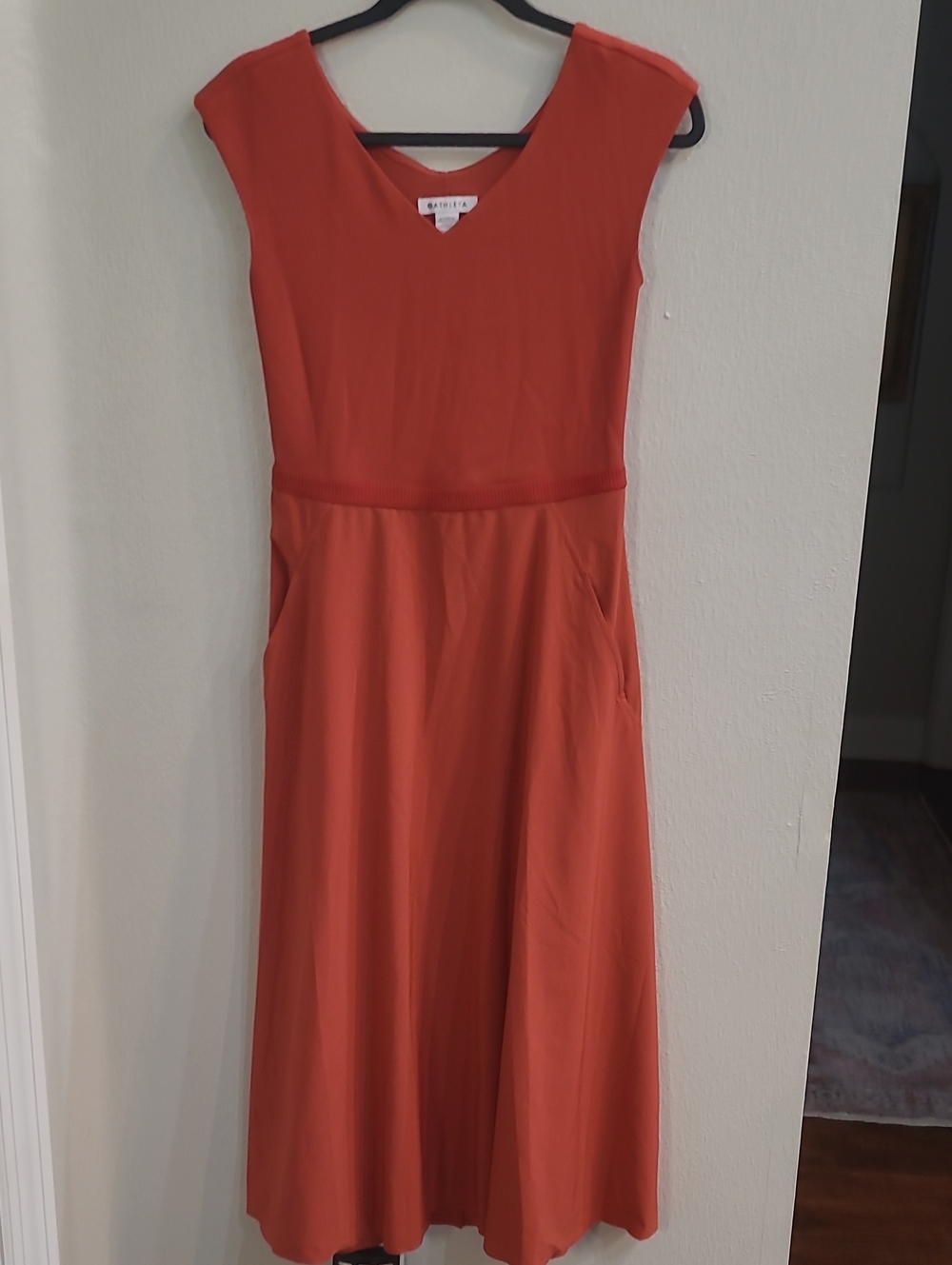Athleta Sleeveless V-Neck Midi Dress in Burnt Orange Size Small